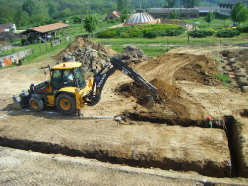Gondozasi Centrum epites 007